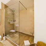 Amanzi Art House, African Soul, Charming 1bdr By Altoluxo Short Lets & Serviced With Free Wifi & Parking Appartamento *