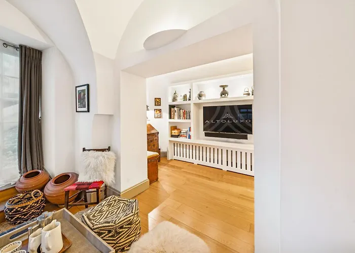 Amanzi Art House, African Soul, Charming 1bdr By Altoluxo Short Lets & Serviced With Free Wifi & Parking Apartament *