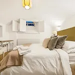 Apartamento Amanzi Art House, African Soul, Charming 1bdr By Altoluxo Short Lets & Serviced With Free Wifi & Parking