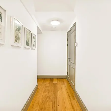 Amanzi Art House, African Soul, Charming 1bdr By Altoluxo Short Lets & Serviced With Free Wifi & Parking * Bristol