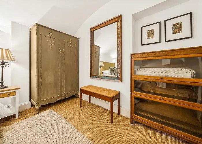 아파트 Amanzi Art House, African Soul, Charming 1bdr By Altoluxo Short Lets & Serviced With Free Wifi & Parking